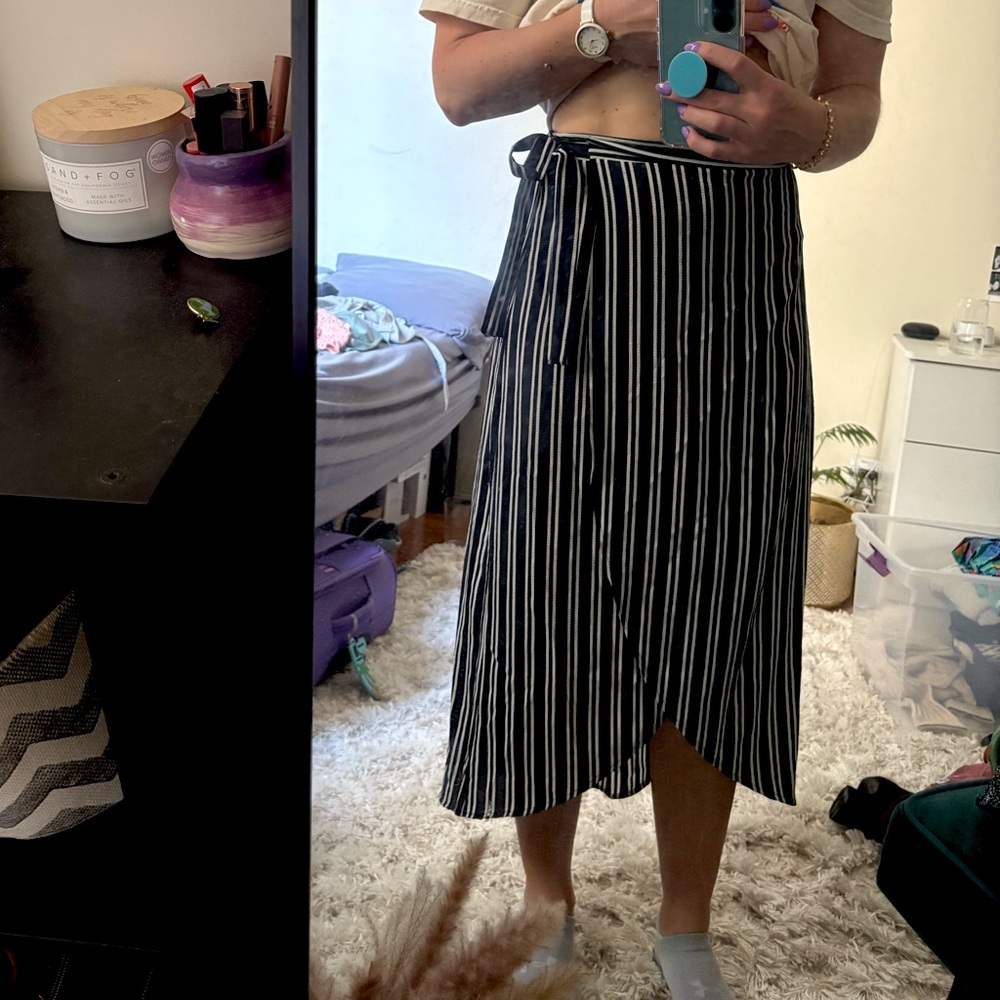 Lulus Navy and White Striped Women's Skirt